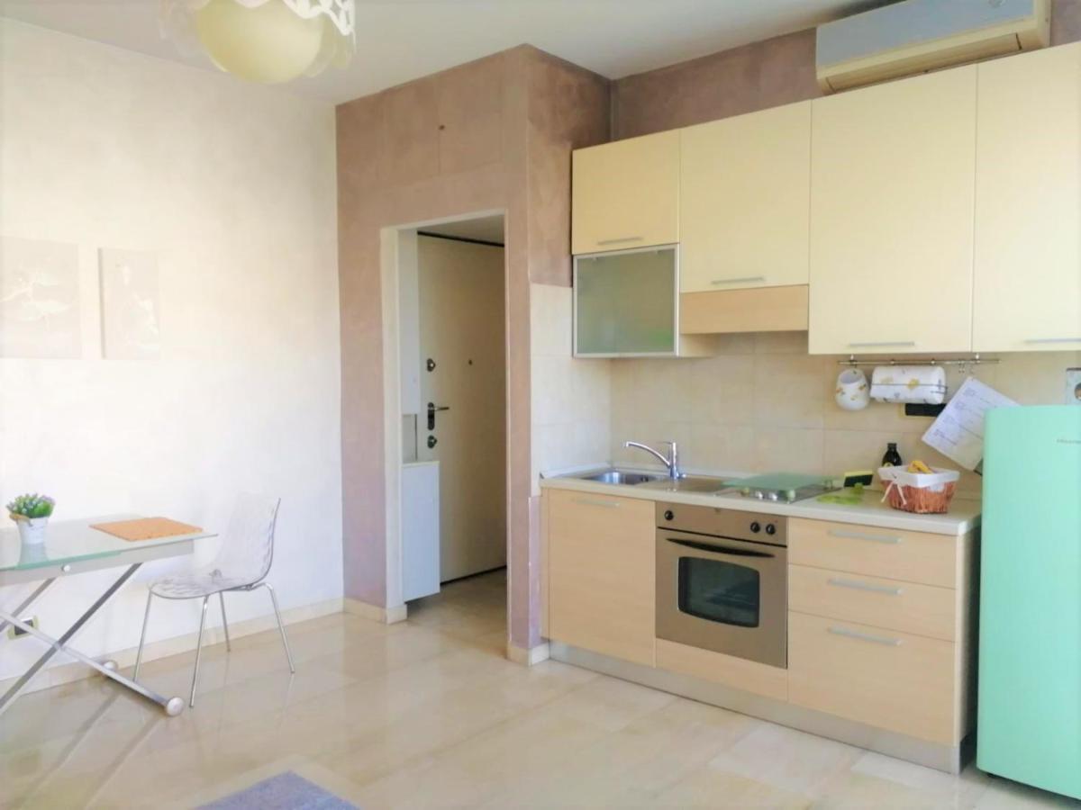 Gef House - Studio Apartment Bande Nere Milán Exterior foto